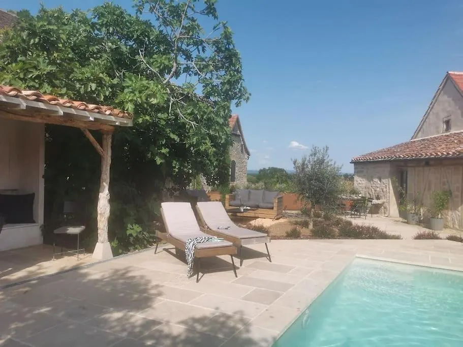 Holiday home 11 Pers Les Maisons Medievales De Charme En Quercy Puylagarde